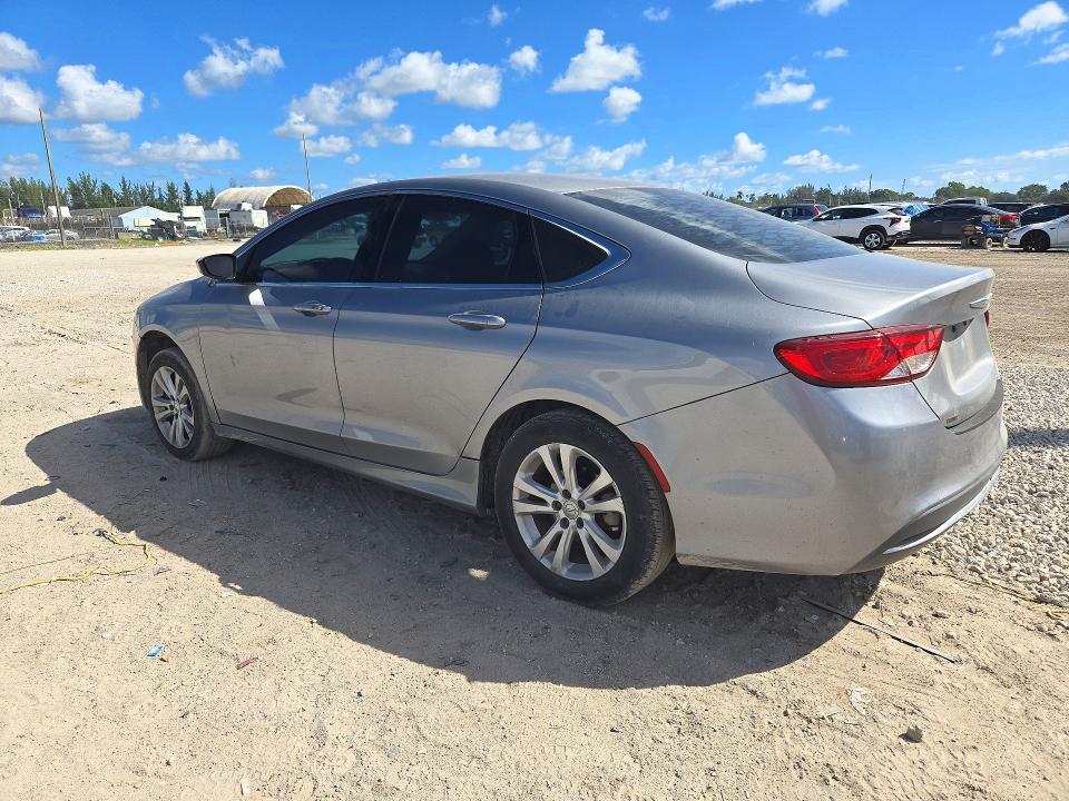 Фото 2 с аукциона – 2015 CHRYSLER 200 с VIN 1C3CCCAB2FN585976
