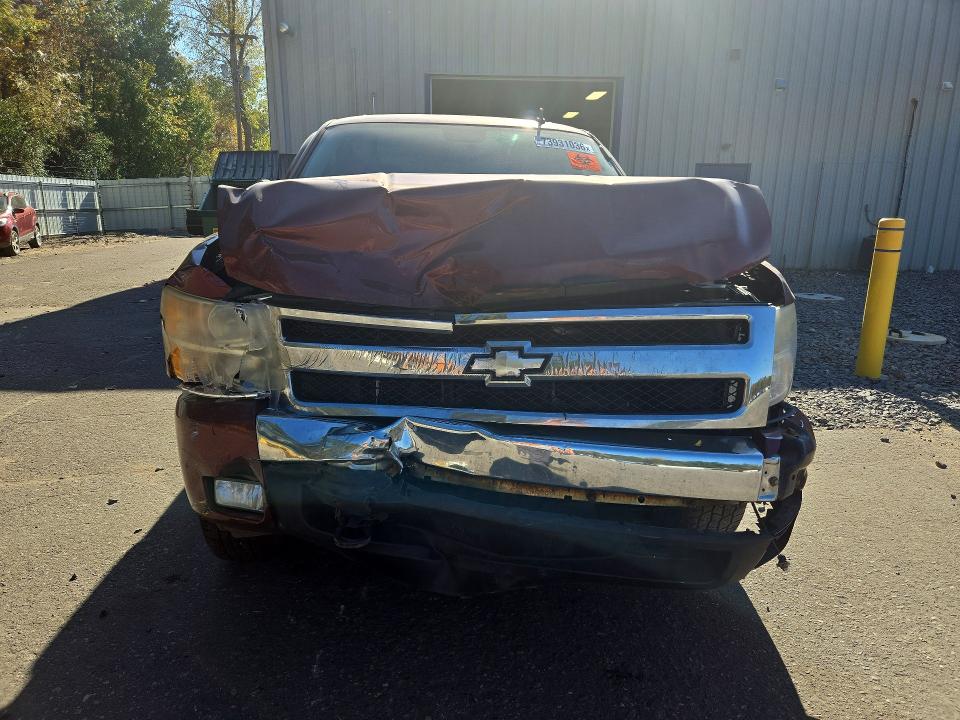 Снимка 5 от търг – 2008 CHEVROLET SILVERADO с VIN 2GCEK133581170897