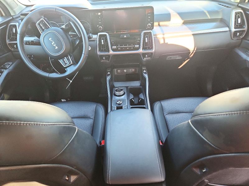 Снимка 8 от търг – 2023 KIA SORENTO с VIN KNDRH4LG9P5215051