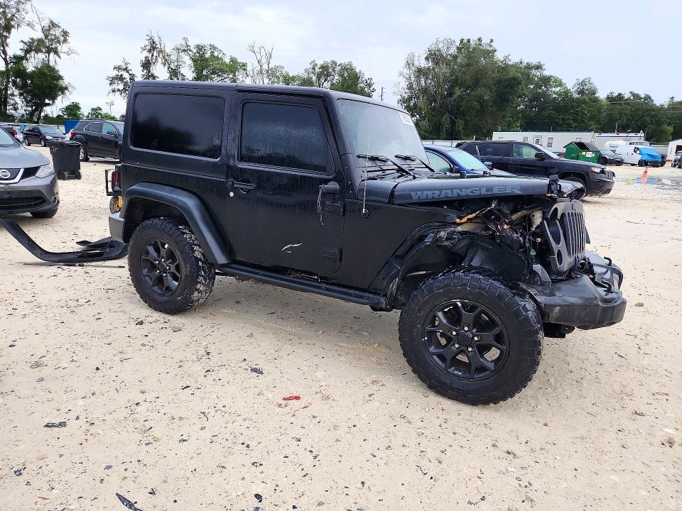 Foto 4 de la subasta – 2016 JEEP WRANGLER con VIN 1C4AJWAG2GL171132