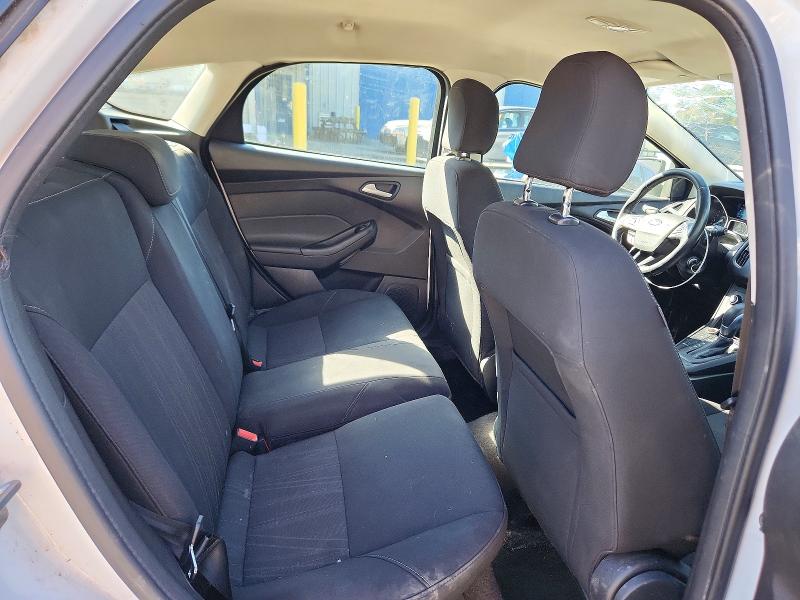 Zdjęcie 10 z aukcji – 2017 FORD FOCUS z VIN 1FADP3K26HL323983