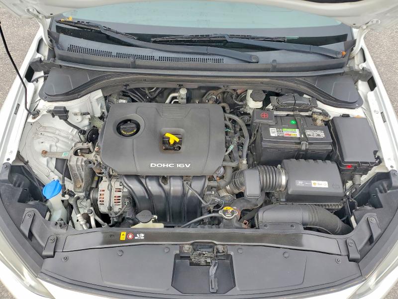 Снимка 11 от търг – 2017 HYUNDAI ELANTRA с VIN 5NPD84LF1HH001920