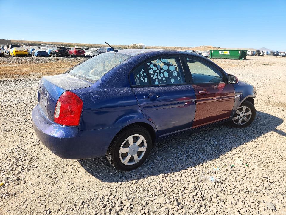 Снимка 3 от търг – 2007 HYUNDAI ACCENT с VIN KMHCN46C37U088788