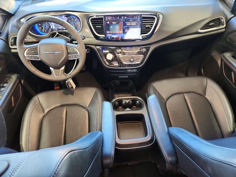 Photo 8 from auction – 2025 CHRYSLER PACIFICA with VIN 2C4RC1BG9SR599245