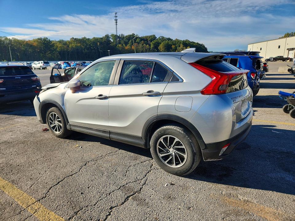 Снимка 2 от търг – 2020 MITSUBISHI ECLIPSE CROSS с VIN JA4AS3AA4LZ036176