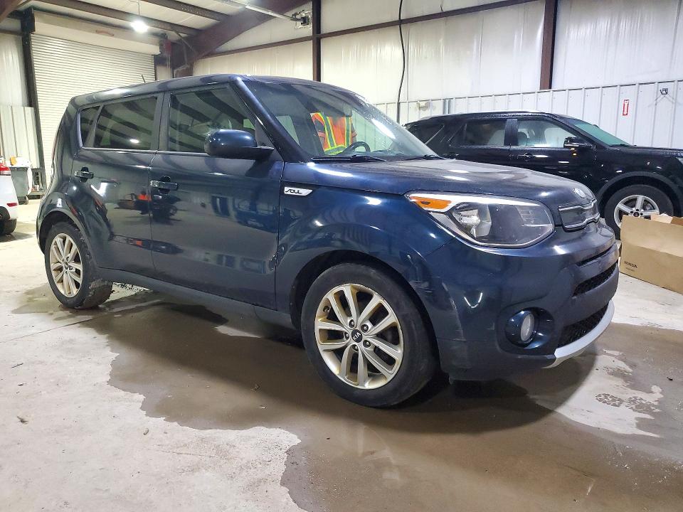 Фото 4 с аукциона – 2017 KIA SOUL с VIN KNDJP3A5XH7472799