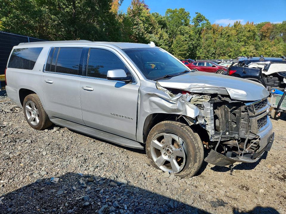 Zdjęcie 4 z aukcji – 2016 CHEVROLET SUBURBAN z VIN 1GNSKHKC3GR127069