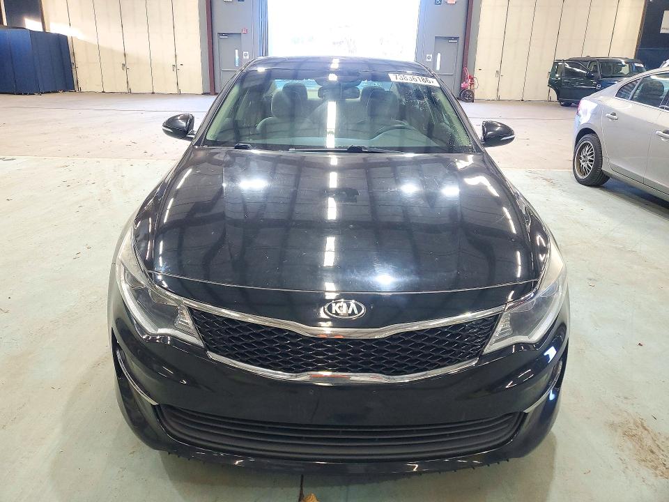 Photo 5 from auction – 2016 KIA OPTIMA with VIN 5XXGT4L31GG107232