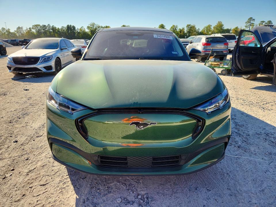 Снимка 5 от търг – 2025 FORD MUSTANG MACH-E с VIN 3FMTK3R76SMA31807