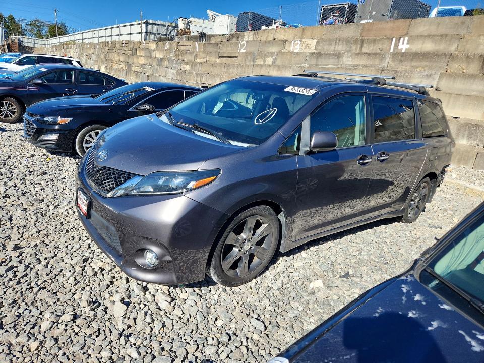 Photo 1 from auction – 2015 TOYOTA SIENNA with VIN 5TDXK3DCXFS621492