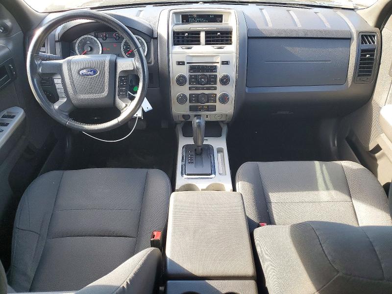 Photo 8 from auction – 2010 FORD ESCAPE with VIN 1FMCU0DG4AKC75638