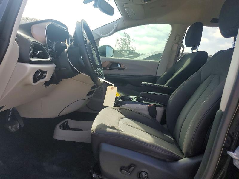 Photo 7 from auction – 2020 CHRYSLER VOYAGER with VIN 2C4RC1DG3LR264951