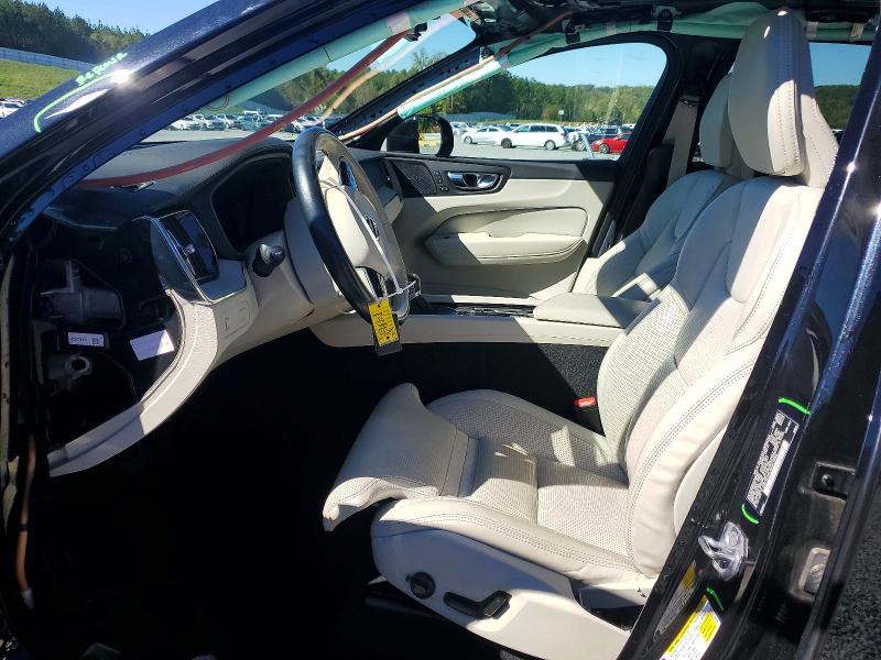 Снимка 7 от търг – 2021 VOLVO XC60 с VIN YV4102RL0M1825997