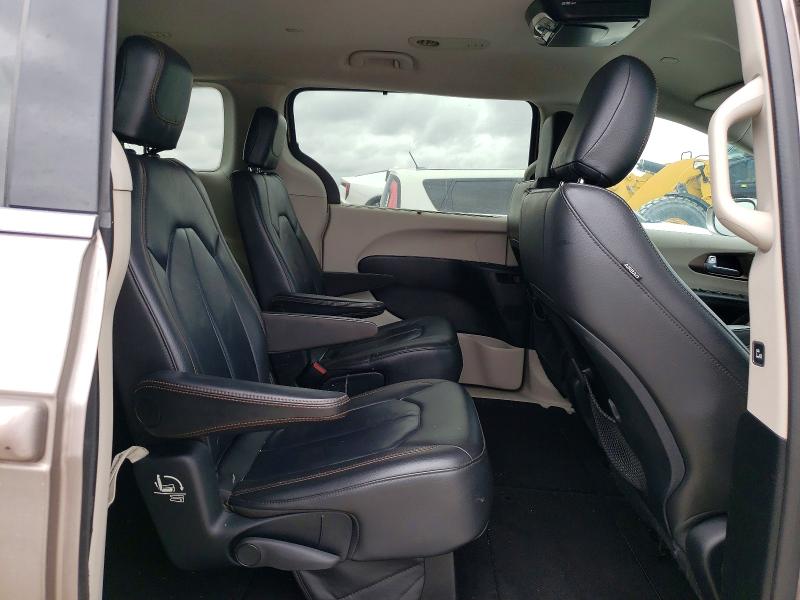 Фото 11 с аукциона – 2017 CHRYSLER PACIFICA с VIN 2C4RC1BG5HR569474