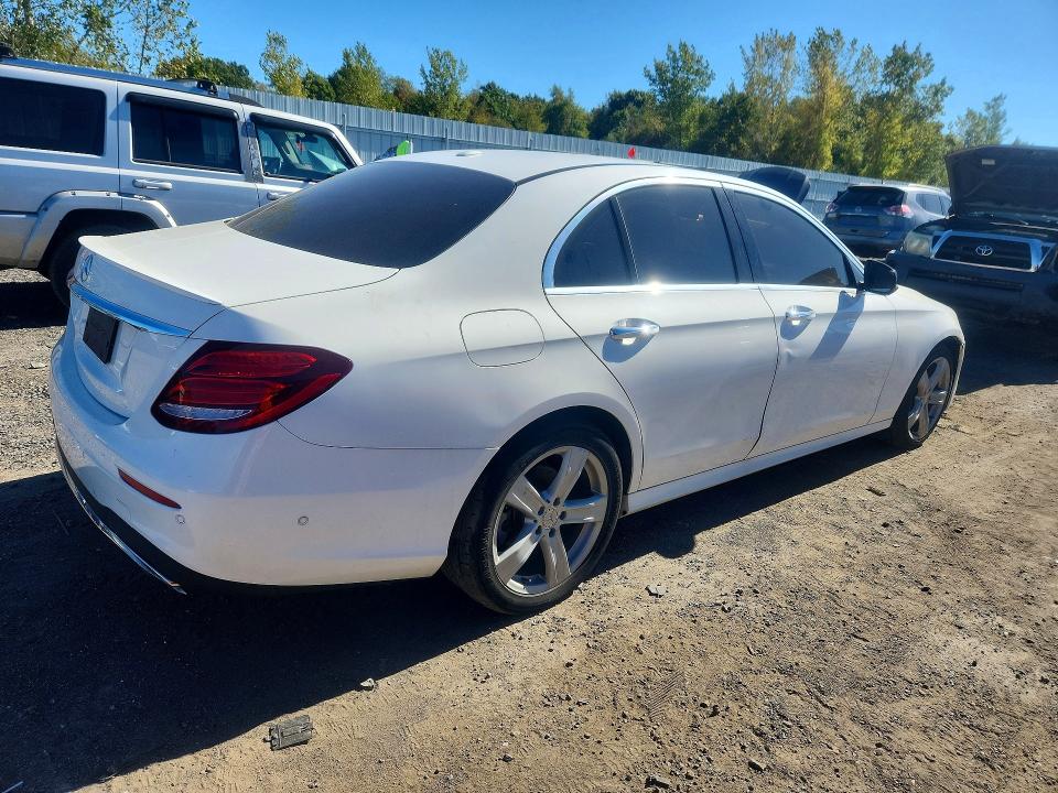 Снимка 3 от търг – 2017 MERCEDES-BENZ E с VIN WDDZF4KB0HA166011