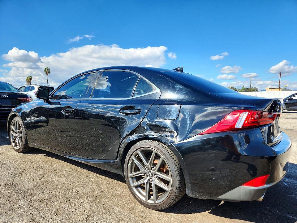 Снимка 2 от търг – 2015 LEXUS IS с VIN JTHBF1D25F5072766