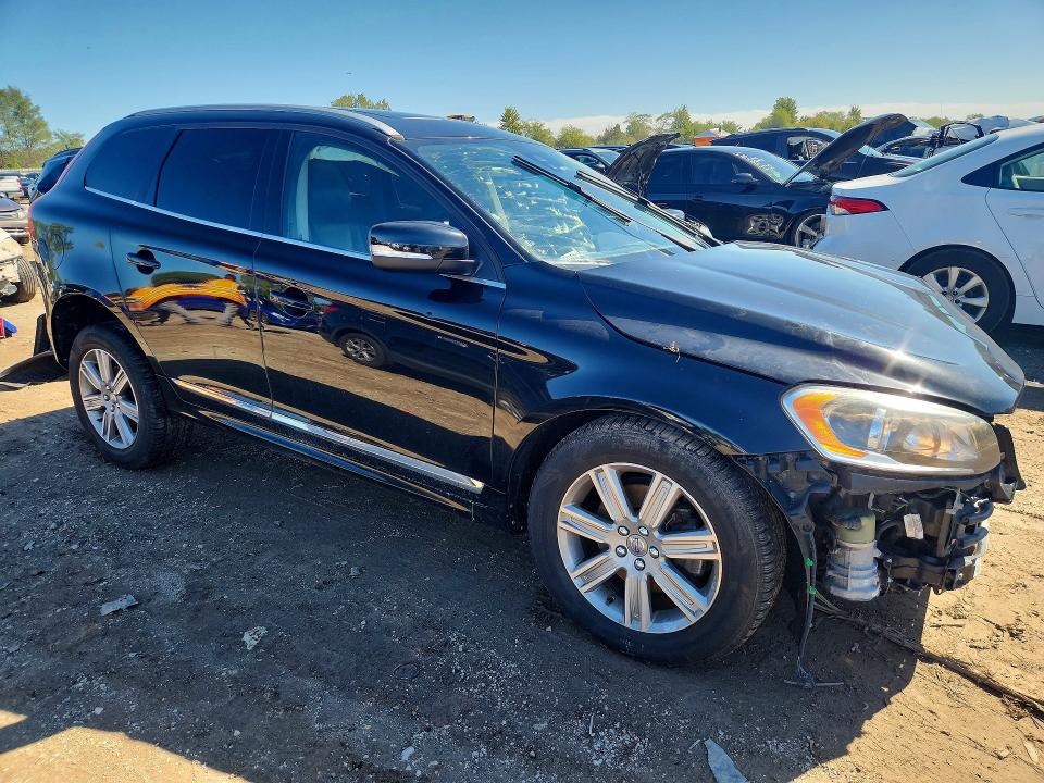 صورة رقم 4 من المزاد - 2017 VOLVO XC60 مع VIN YV440MRU8H2000209