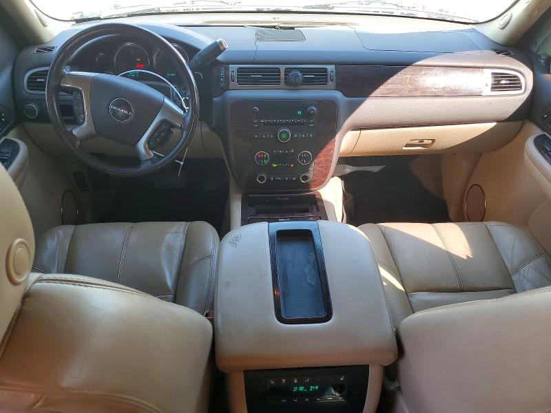 Снимка 8 от търг – 2007 GMC YUKON с VIN 1GKFK63867J177900