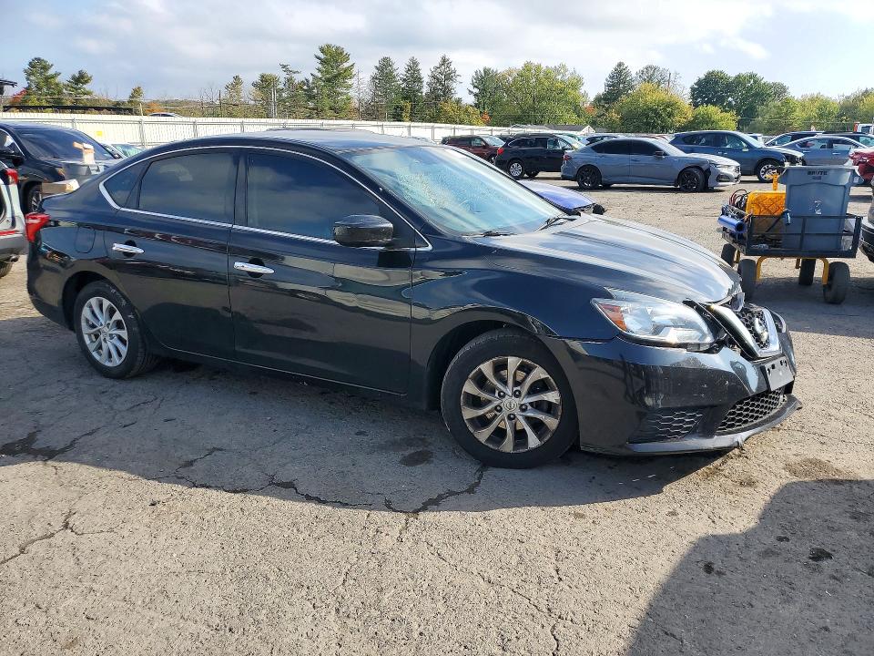 Снимка 4 от търг – 2018 NISSAN SENTRA с VIN 3N1AB7AP5JY292600