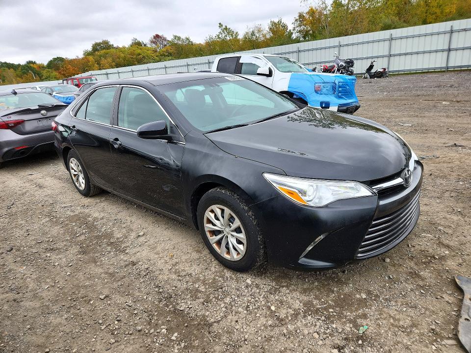 Photo 4 from auction – 2015 TOYOTA CAMRY with VIN 4T4BF1FK2FR446482