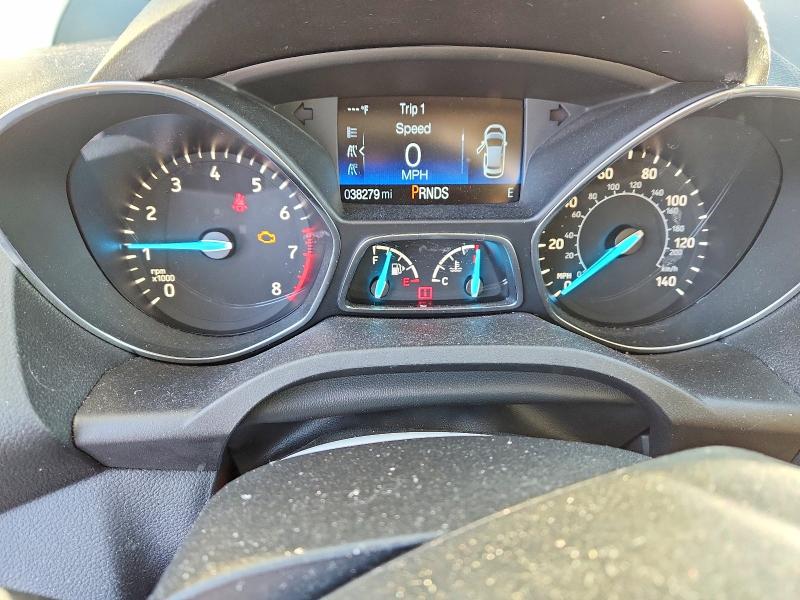 Photo 9 from auction – 2019 FORD ESCAPE with VIN 1FMCU9GD6KUA25829