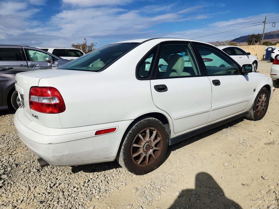 Фото 3 с аукциона – 2003 VOLVO S40 с VIN YV1VS29543F921966