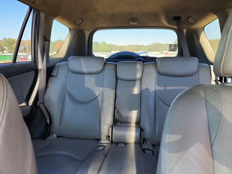 Снимка 10 от търг – 2006 TOYOTA RAV4 с VIN JTMBD31V365002250