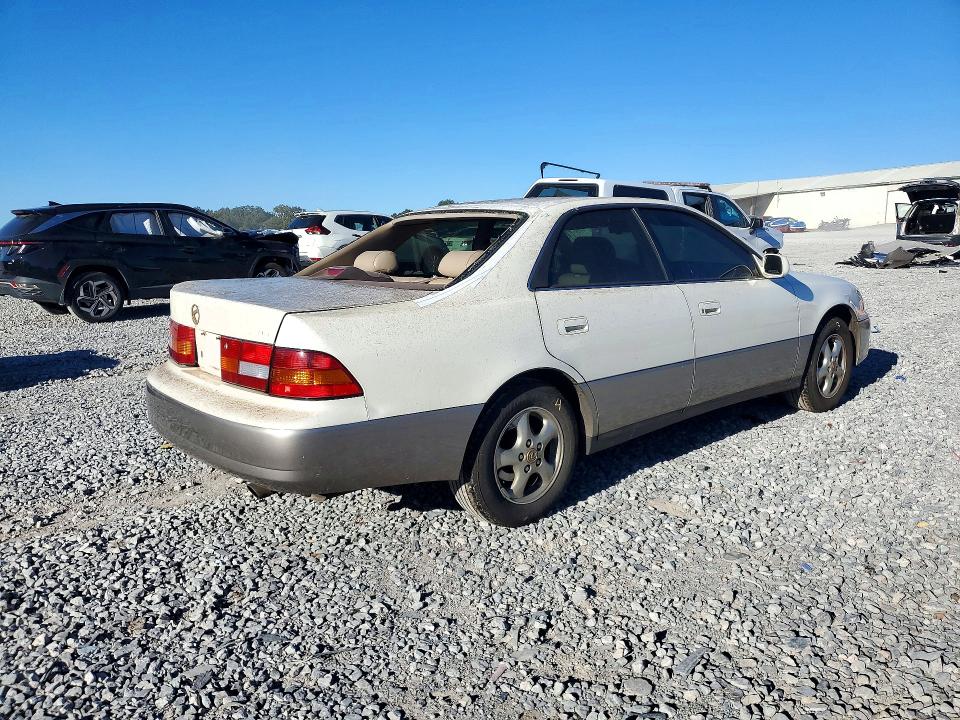 Снимка 3 от търг – 1997 LEXUS ES с VIN JT8BF22G4V0026457