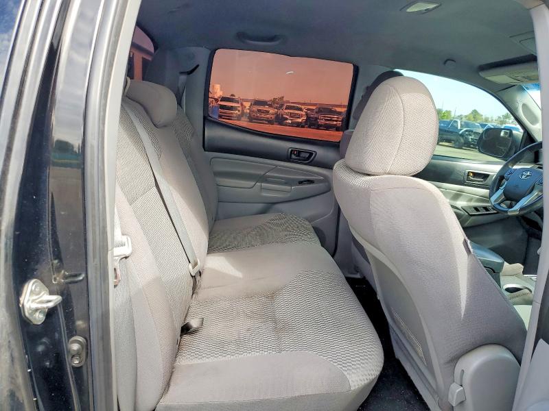Снимка 10 от търг – 2014 TOYOTA TACOMA с VIN 3TMLU4EN8EM145062