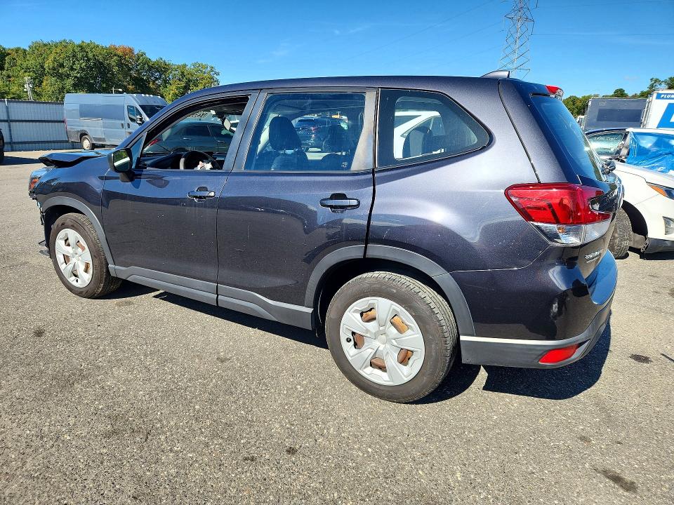 Снимка 2 от търг – 2019 SUBARU FORESTER с VIN JF2SKAAC9KH527848