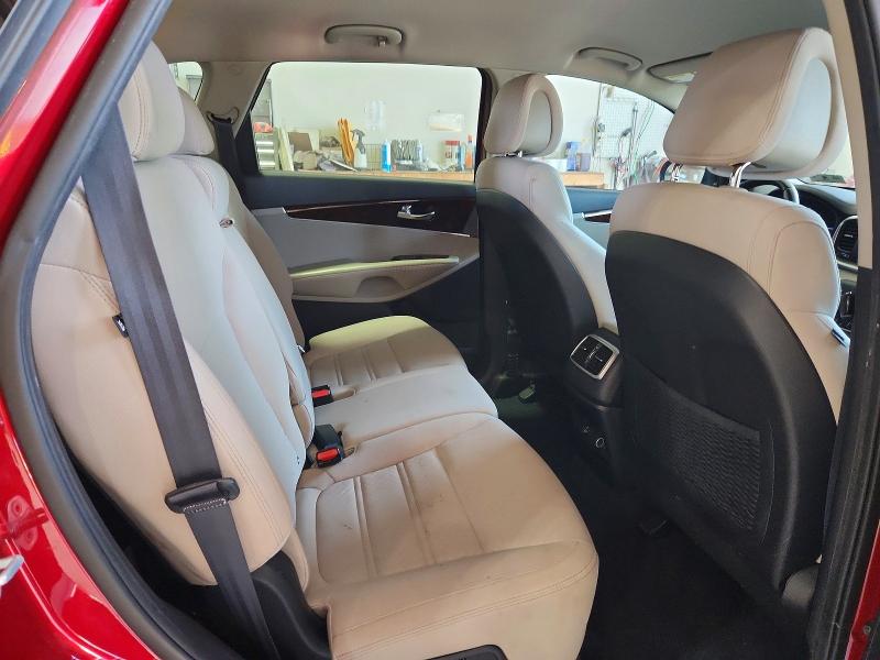 Фото 11 с аукциона – 2016 KIA SORENTO с VIN 5XYPG4A33GG041219