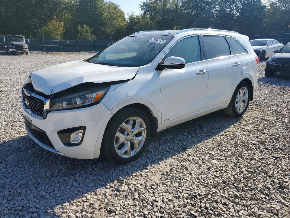 KIA SORENTO 2016 с VIN 5XYPKDA52GG042734 - Снимка от търг