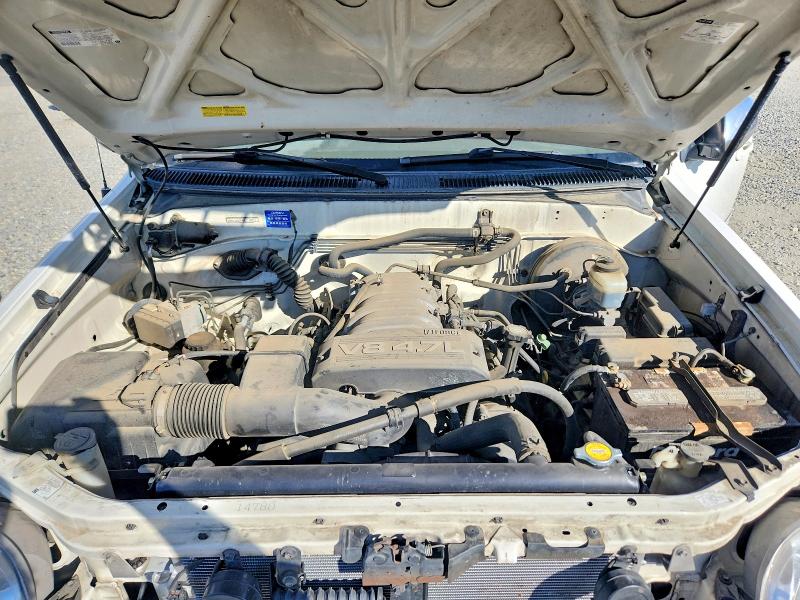 Снимка 11 от търг – 2004 TOYOTA TUNDRA с VIN 5TBDT44154S436244