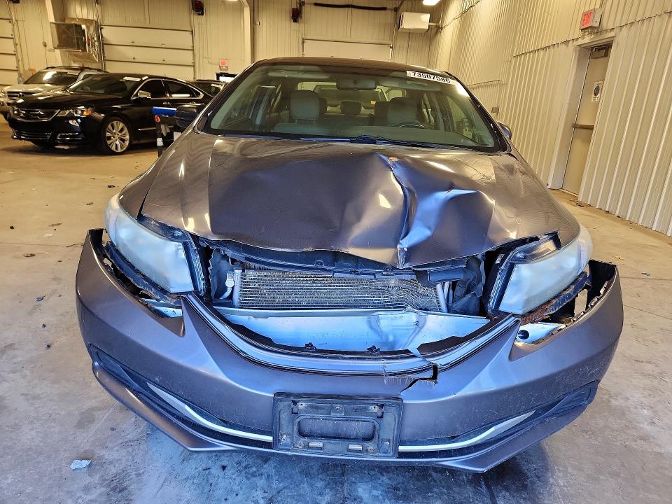 Снимка 5 от търг – 2015 HONDA CIVIC с VIN 19XFB2F50FE121212
