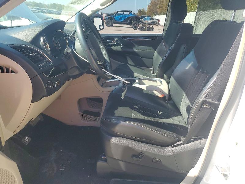 Снимка 7 от търг – 2016 CHRYSLER TOWN & COUNTRY с VIN 2C4RC1JG6GR177328