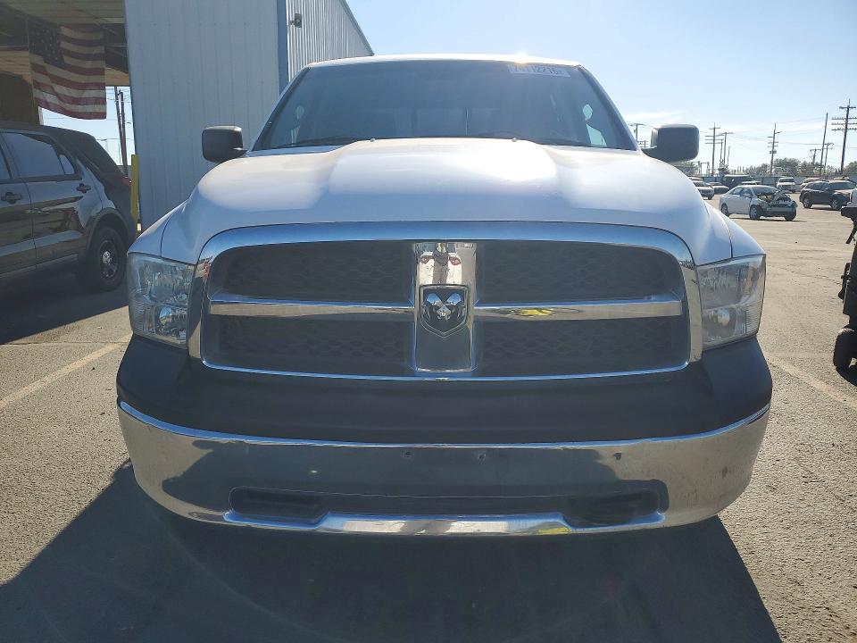 Снимка 5 от търг – 2014 RAM 1500 с VIN 1C6RR7TTXES252403