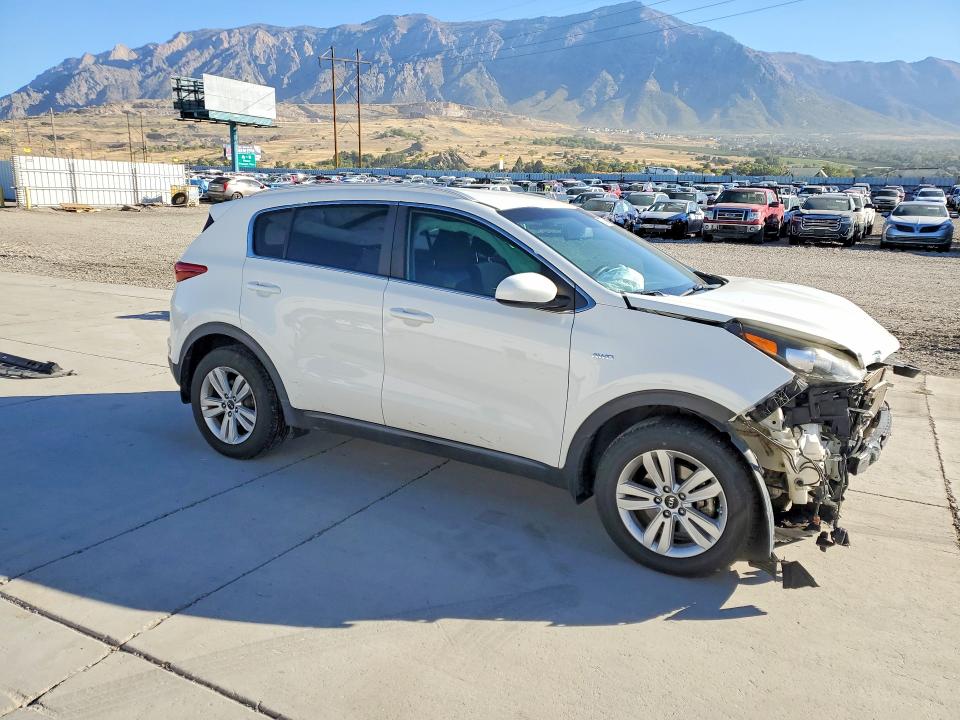 Photo 4 from auction – 2017 KIA SPORTAGE with VIN KNDPMCAC5H7245862
