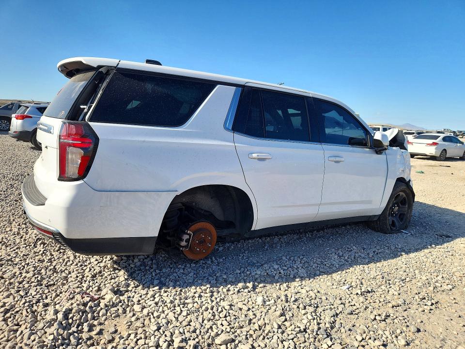 Photo 3 from auction – 2023 CHEVROLET TAHOE with VIN 1GBSCLED8PR161932