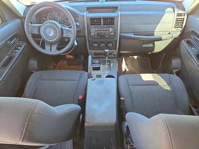 Photo 8 from auction – 2012 JEEP LIBERTY with VIN 1C4PJMAK6CW165572