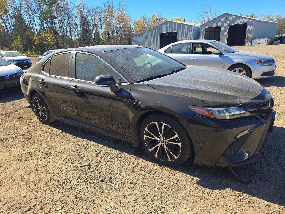 Снимка 4 от търг – 2020 TOYOTA CAMRY- SE с VIN 4T1B21HK6LU522719