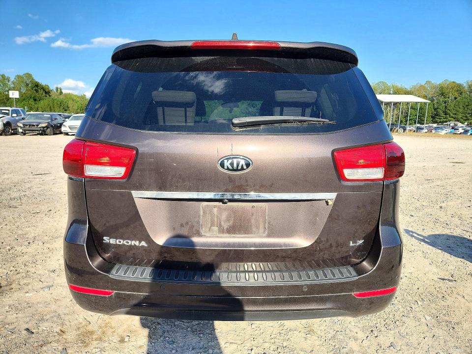 Foto 6 de la subasta – 2016 KIA SEDONA con VIN KNDMB5C17G6178699