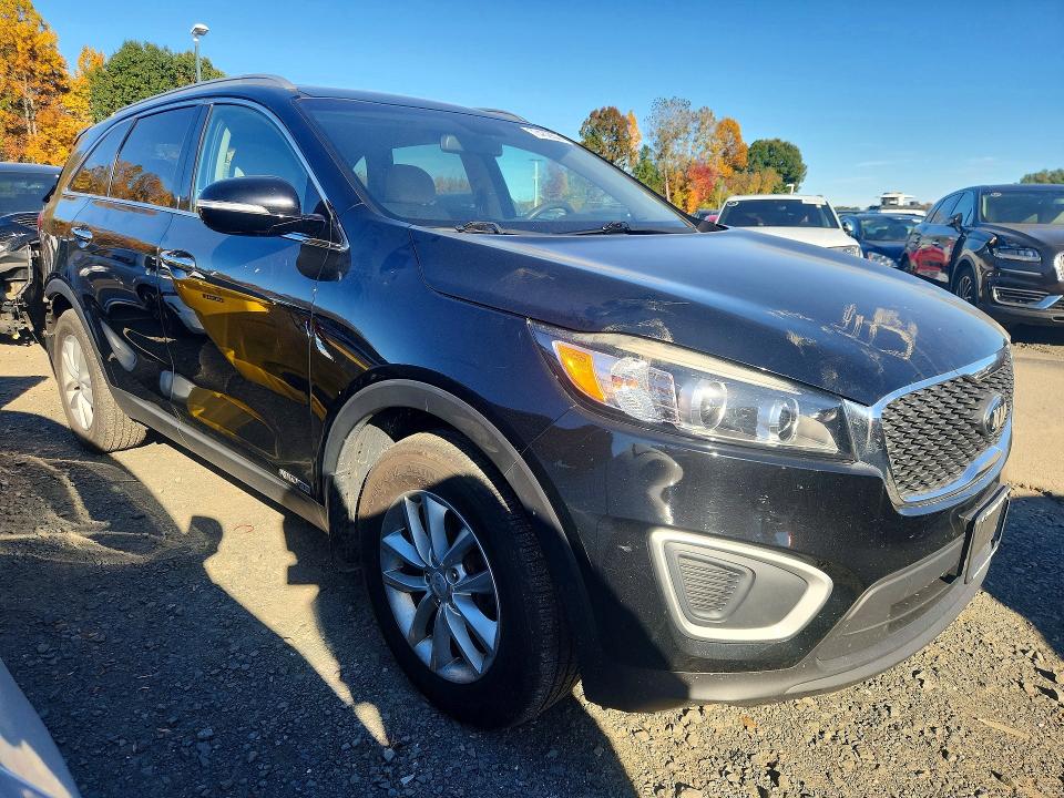 Photo 4 from auction – 2018 KIA SORENTO with VIN 5XYPGDA53JG410332