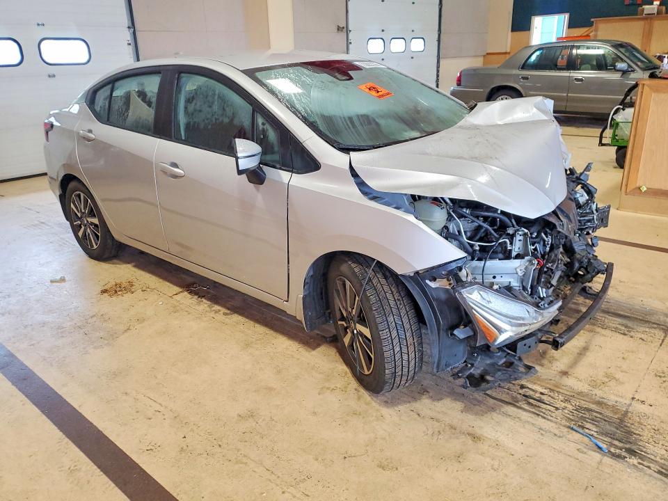 Photo 4 from auction – 2020 NISSAN VERSA with VIN 3N1CN8EV3LL814042