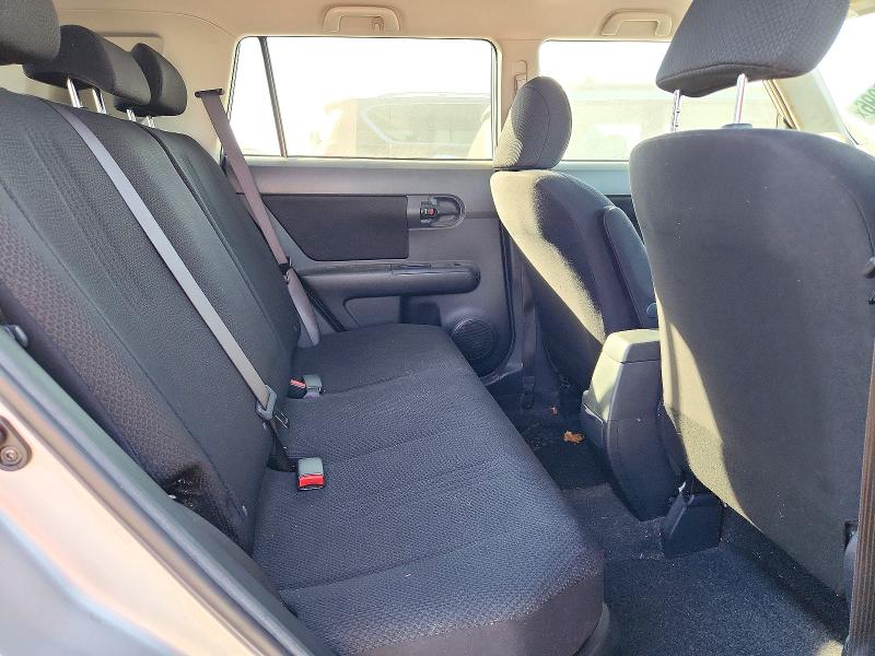 Снимка 10 от търг – 2008 SCION XB с VIN JTLKE50E281001230