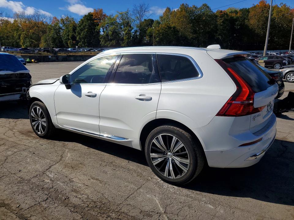 Photo 2 from auction – 2023 VOLVO XC60 with VIN YV4L12RN2P1244447