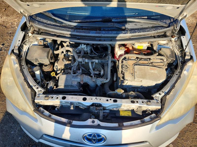 Zdjęcie 11 z aukcji – 2012 TOYOTA PRIUS C z VIN JTDKDTB34C1504989