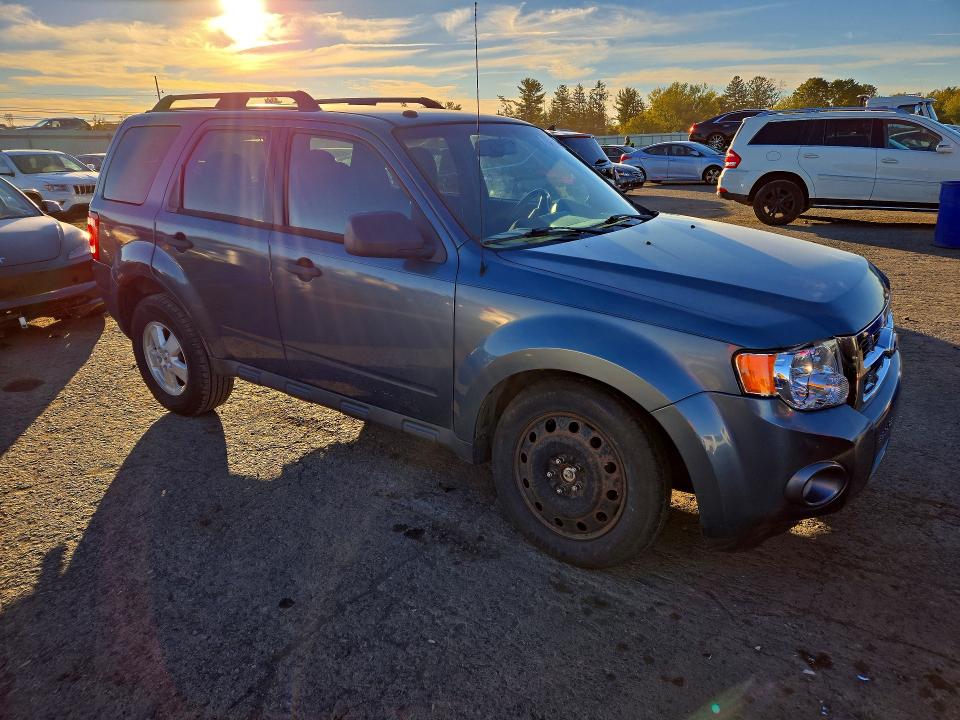 Фото 4 с аукциона – 2010 FORD ESCAPE с VIN 1FMCU9DG8AKC94035