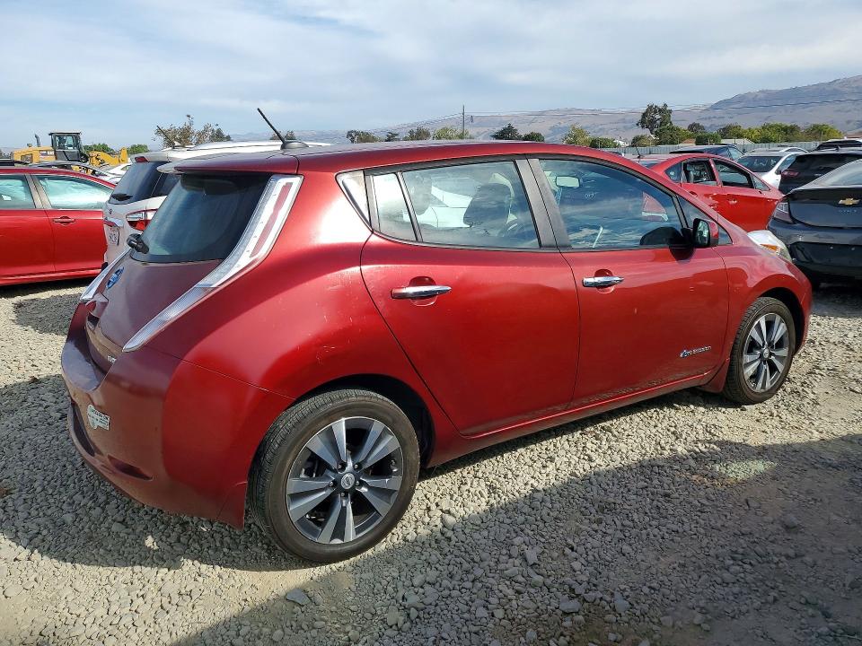 Снимка 3 от търг – 2015 NISSAN LEAF с VIN 1N4AZ0CP4FC330949