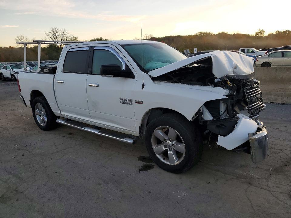 Photo 4 from auction – 2017 RAM 1500 with VIN 1C6RR7LT9HS655955