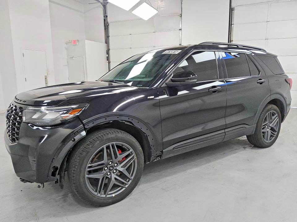 FORD EXPLORER 2025 con VIN 1FMUK8KHXSGB65198 - Foto de la subasta